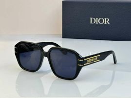 Picture of Dior Sunglasses _SKUfw52367900fw